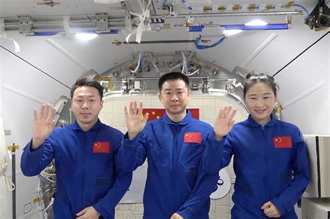 China launches Shenzhou 15 crew for first direct handover on space ...