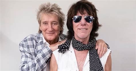 The Night An Apprehensive Rod Stewart & The Jeff Beck Group ‘Blew Away ...