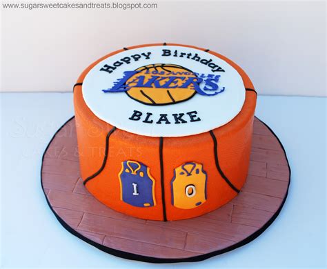 La Lakers Basketball Cake - CakeCentral.com