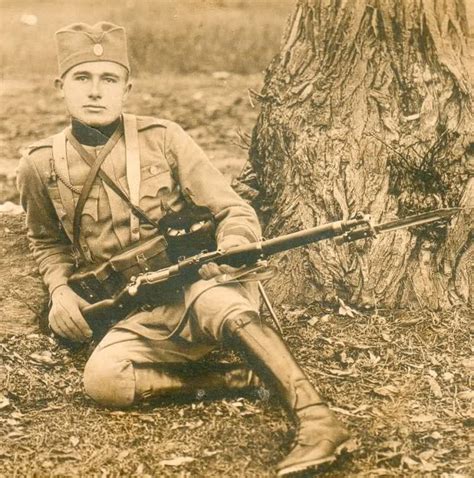 A Serbian soldier during the Balkan Wars or WWI, 1912-1918. [760x768 ...