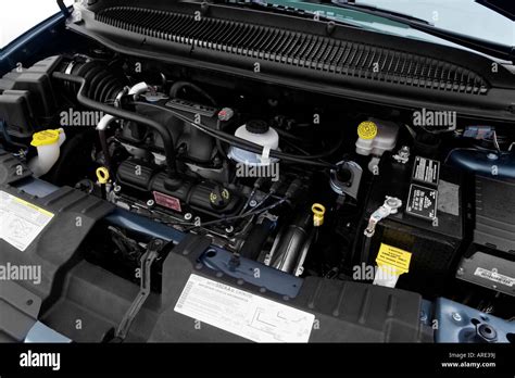 2006 Dodge Grand Caravan SXT in Blue - Engine Stock Photo - Alamy