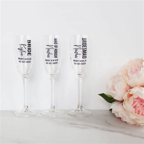 Etched – Vertical Wedding Glasses – Made For You Custom Gifts