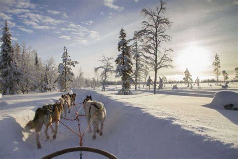 World's Top 15 Best Christmas Vacations for Families!