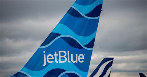 JetBlue makes bid for Spirit Airlines, potentially sparking bidding war ...