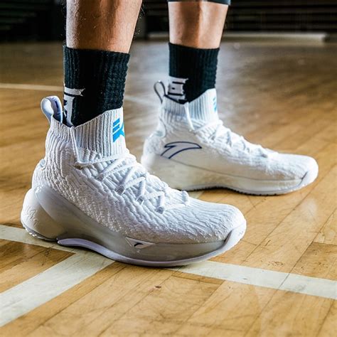 What Pros Wear: Klay Thompson’s ANTA KT 4 Shoes - What Pros Wear