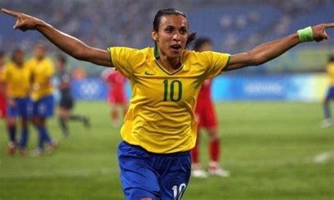 Best Female Soccer Players Marta | Female soccer players, Soccer ...