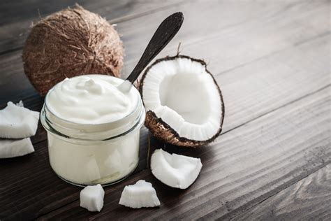 Coconut Cream vs Coconut Milk: How are they Different?