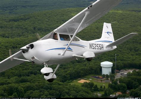 Cessna 172S Skyhawk SP - Untitled | Aviation Photo #2289906 | Airliners.net