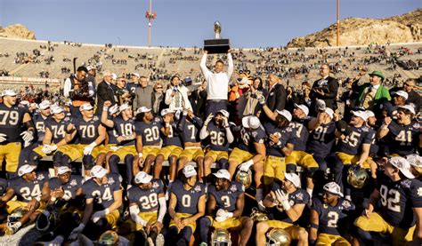 Notre Dame Football 2024: Irish Odds to Make 12-Team College Football Playoff Released - Yahoo ...