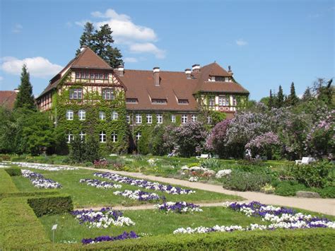 Free Images : outdoor, architecture, plant, mansion, old, home, stone, travel, europe, statue ...