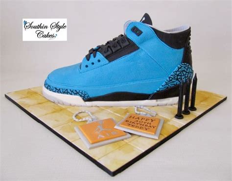 Sneaker cake | Sneakers, Stella mccartney, Style