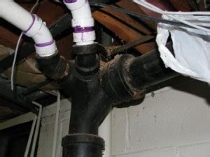 Repair your cast iron drain the moment it shows signs of trouble. | Select Plumbing and Heating