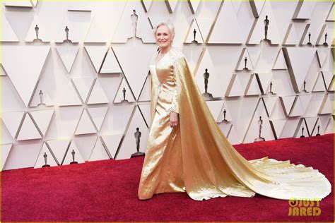 Glenn Close Wears a Gold Cape on Oscars 2019 Red Carpet: Photo 4245298 ...