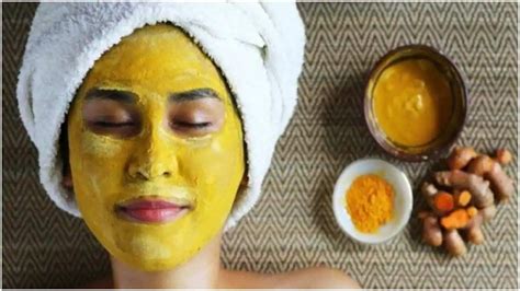 Turmeric Face Pack : मुंहासों के निशान दूर करने के लिए इस तरह करें ...