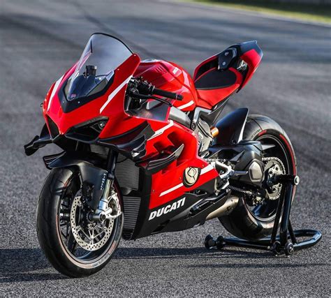 Ducati Superleggera V4: 10 Facts You Need To Know