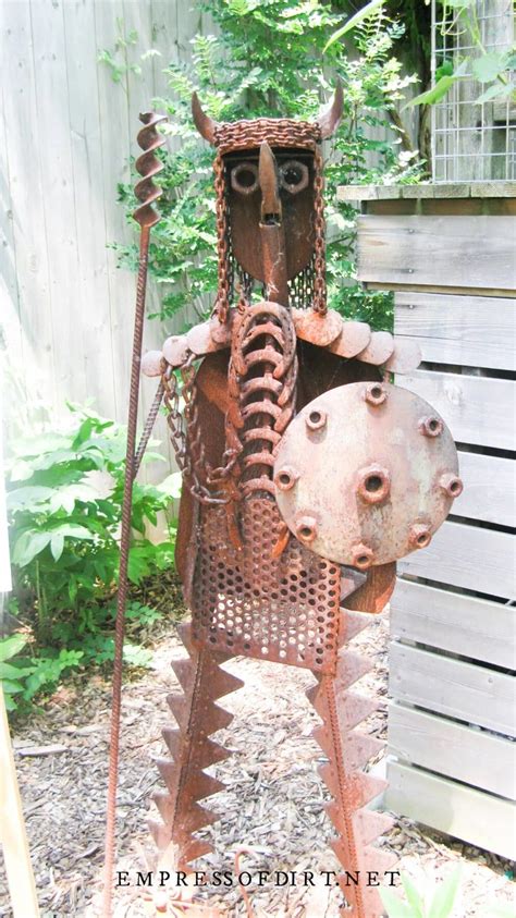 29 Rusty Metal Garden Junk Art Ideas — Empress of Dirt