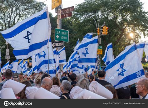 Israeli Expats Jews Protest Prime Minister Netanyahu's Visit September ...