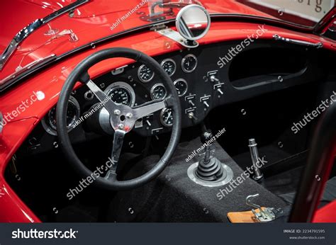 Shelby Cobra Racing: Over 625 Royalty-Free Licensable Stock Photos ...