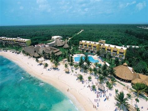 Aerial view of Akumal Beach Resort | Akumal beach resort, Mexico resorts