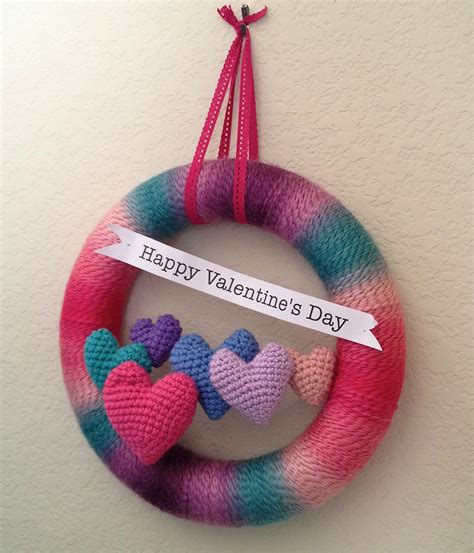 Mary Ann's Crochet : Valentine's Wreath