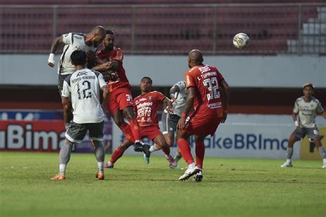 5 Fakta Menarik Laga Bali United vs Persib, Nomor 2 dan 3 Bukan Kaleng-kaleng - JPNN.com Bali