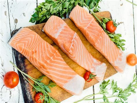 Pescatarian Diet: What to Eat and What to Avoid | Styles At Life