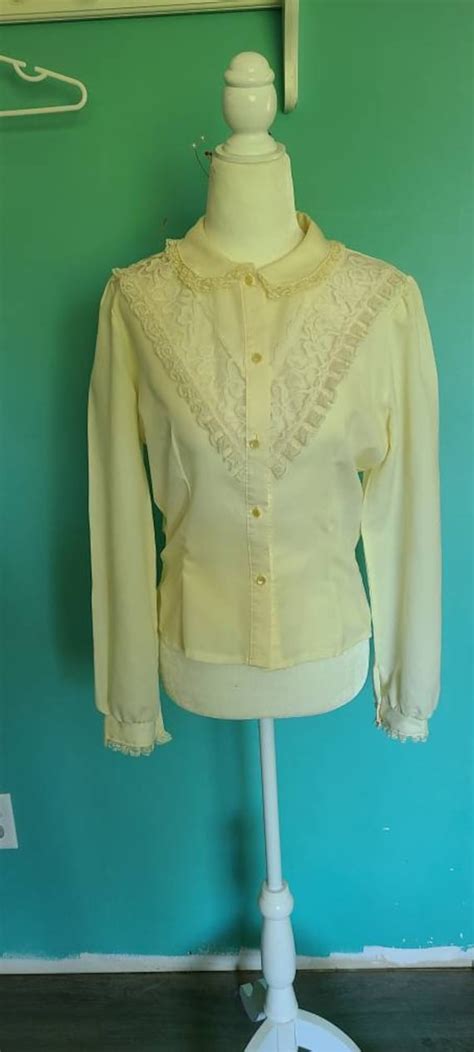 Vintage 70s victorian revival lace blouse, peterpan c… - Gem