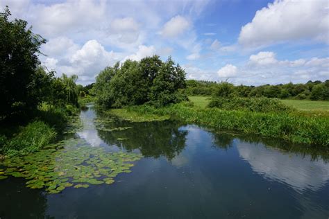 Walk in the Cotswolds: Malmesbury & River Avon - A Dragon's Escape