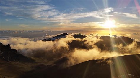 The Ultimate Haleakala National Park Adventure Travel Guide – Bearfoot Theory