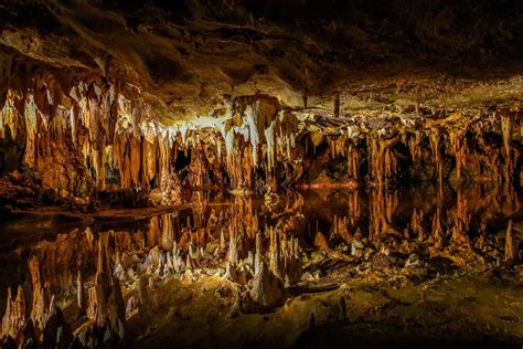 Luray Caverns in Luray - Tours and Activities | Expedia