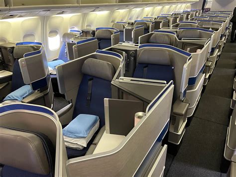 Best Seats On United Polaris Business Class Review 767 300 | Brokeasshome.com
