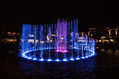 The Island Show Fountain: FAQ - The Island at Pigeon Forge | Tennessee vacation, Smoky mountains ...