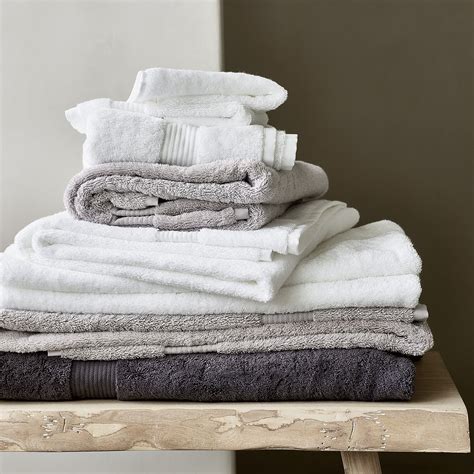 Luxury Egyptian Cotton Towels | Towels & Bath Sheets | The White Company US