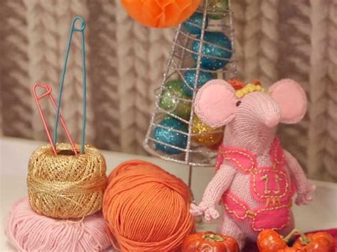 15 things you definitely need to know when you're knitting Clangers | Clangers knitting pattern ...