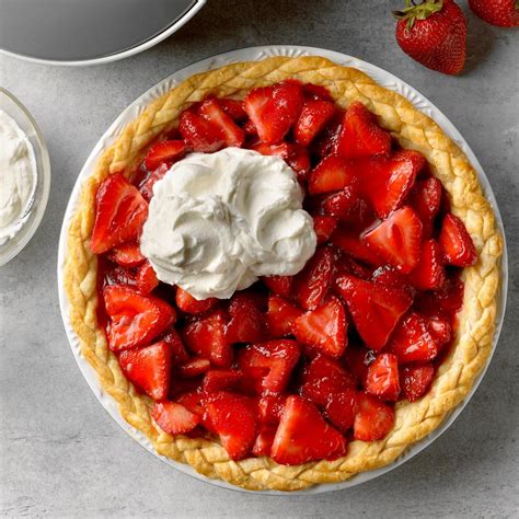 Easy Fresh Strawberry Pie Recipe: How to Make It