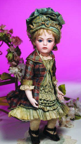 A gorgeous Bru doll with an estimated value of $20,000 to $30,000 Antique Porcelain Dolls ...