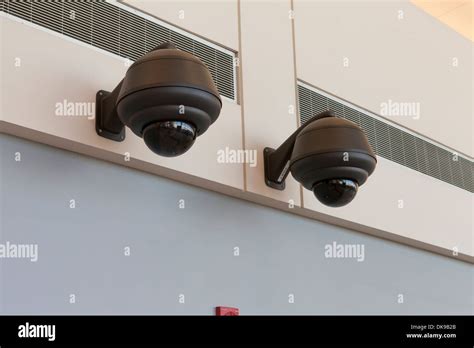 Security cameras - Philadelphia International Airport Stock Photo - Alamy