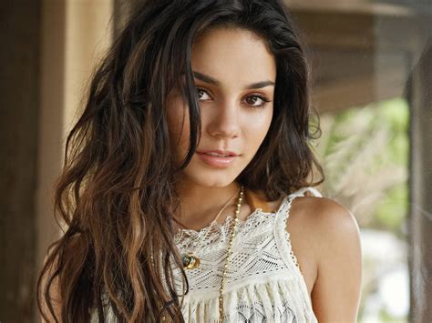 Vanessa Anne Hudgens High School Musical - Wallpaper, High Definition, High Quality, Widescreen