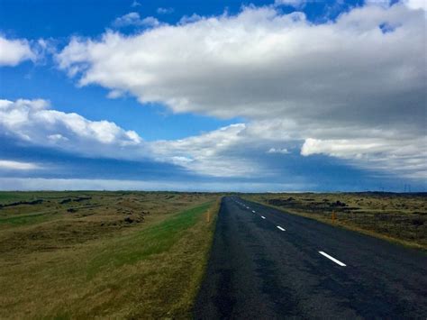 Epic Iceland road trip: itinerary, planning and tips - suitcase & sneakers