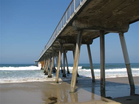 Hermosa Beach Pier - Pier Fishing in California