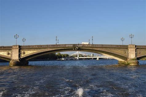 Battersea Bridge - HistoricBridges.org