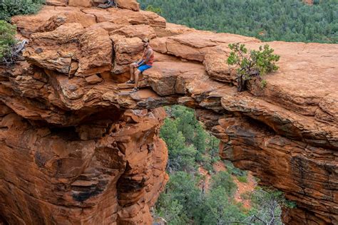 Devil's Bridge Trail Hiking Guide - Back o' Beyond