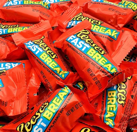 Buy CrazyOutlet FAST BREAK Peanut Butter Chocolate Candy Bars, Bulk ...