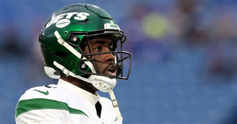 Jets GM Joe Douglas Says 'Nothing Materialized' in Denzel Mims Trade ...