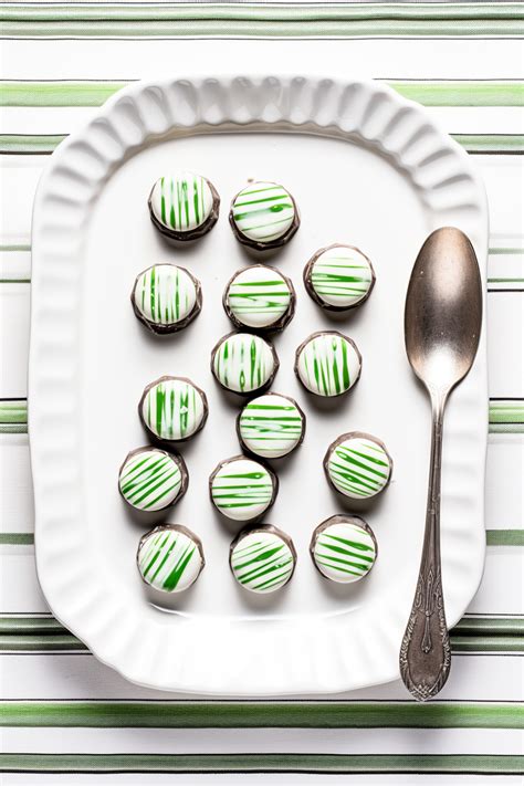 Easy Homemade Keto Friendly After Dinner Mints Recipe