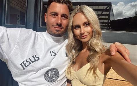 Who is Marcus Stoinis girlfriend? Know all about Sarah Czarnuch