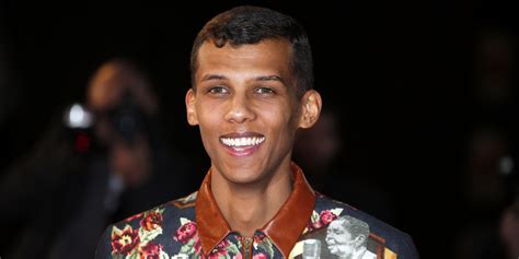 Le chanteur Stromae a changé de look avec une coiffure plus longue