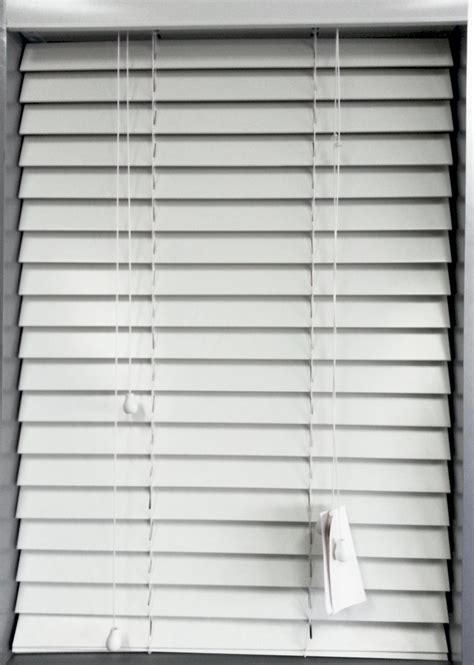 White PVC Venetian Blinds - Blinds 2 Go