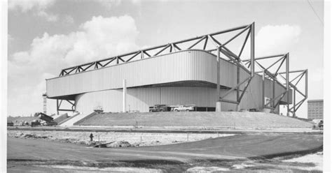 TIMELINE: A Look Back At 40 Years Of Kansas City's Kemper Arena | KCUR - Kansas City news and NPR