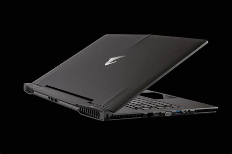 AORUS SLI Gaming Laptop X7 Puts Gaming Power in Thin Package